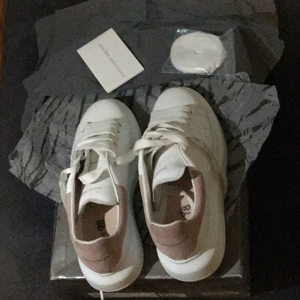 Wms McQueen pink Sneakers size36